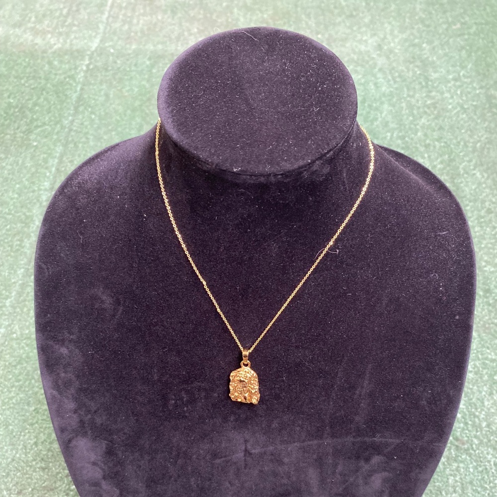 Gold necklace